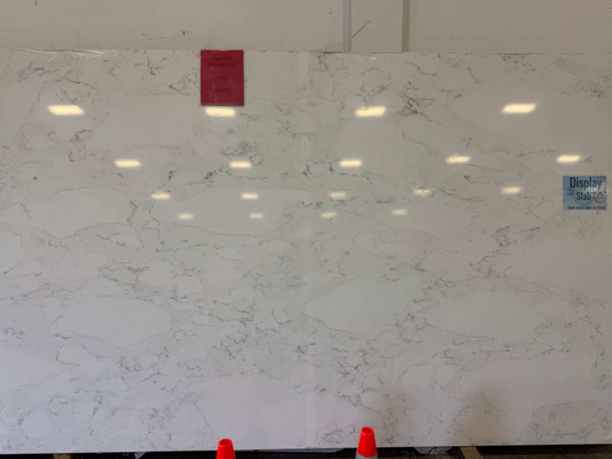 Calacatta Apuano - Premium product showcase